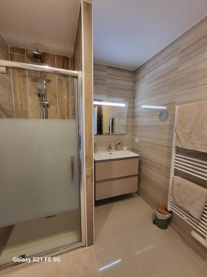 Appartement De Standing Bord De Mer Pietrosella Εξωτερικό φωτογραφία