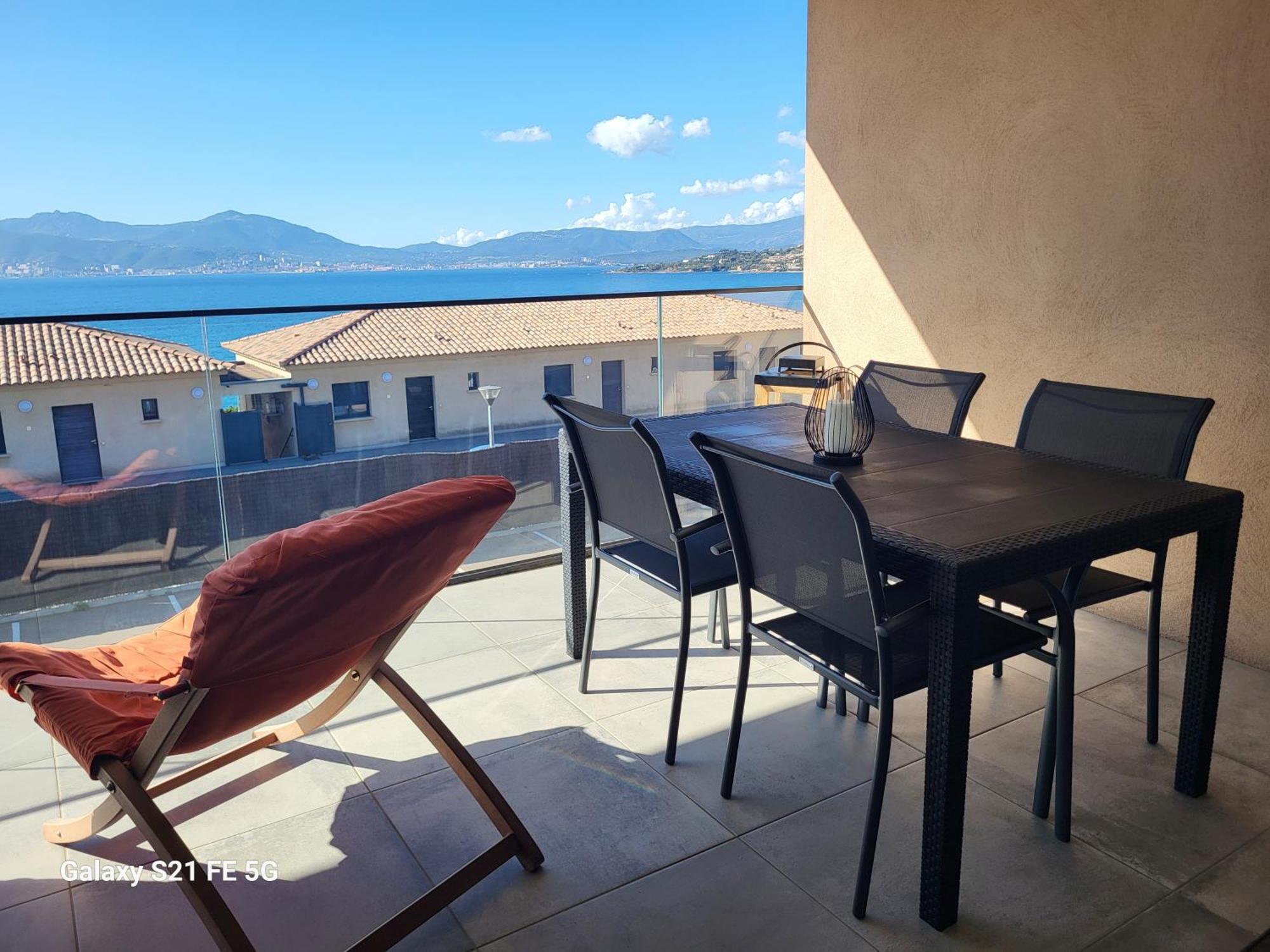 Appartement De Standing Bord De Mer Pietrosella Εξωτερικό φωτογραφία